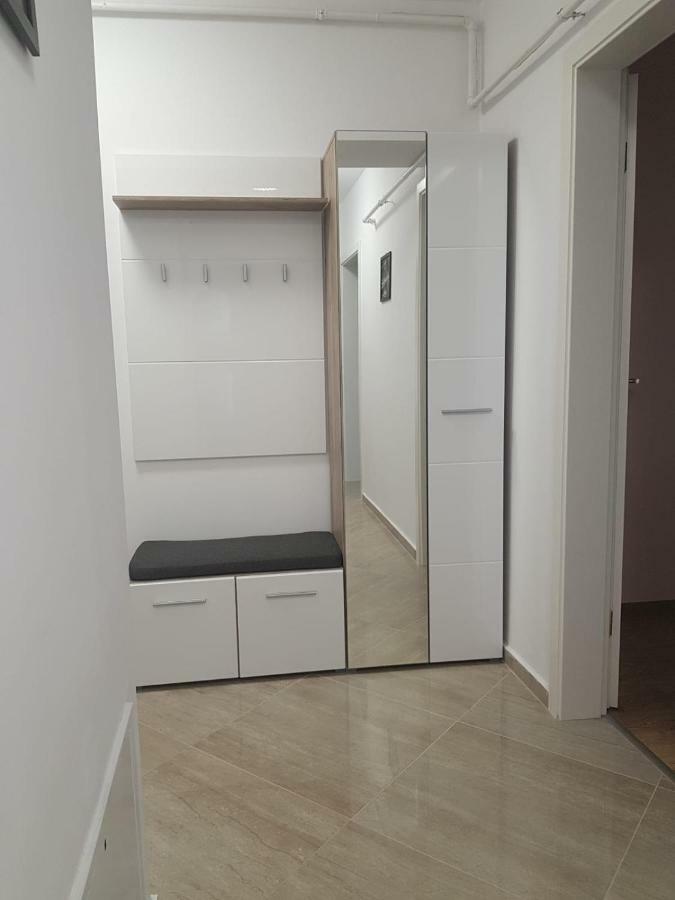 Apartament Monadin 3 Brassó Kültér fotó