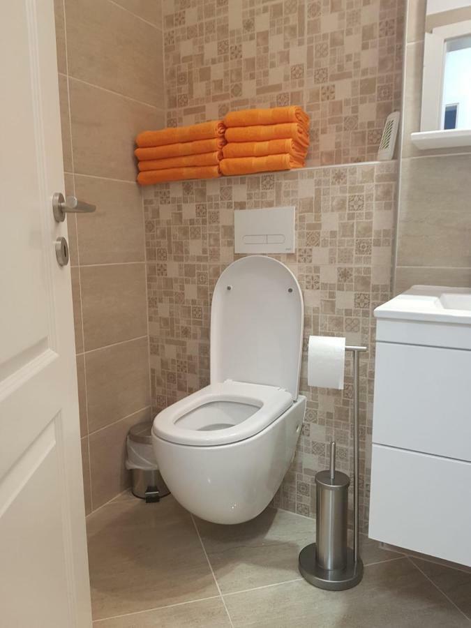 Apartament Monadin 3 Brassó Kültér fotó
